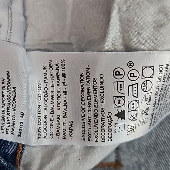 Levis jeans - Picture 7 of 9